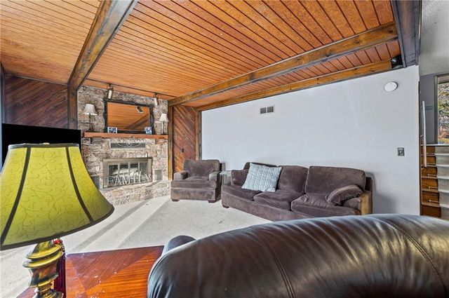 1910 NW 45th Street, Riverside, MO 64150