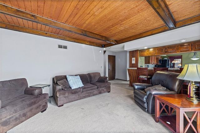 1910 NW 45th Street, Riverside, MO 64150