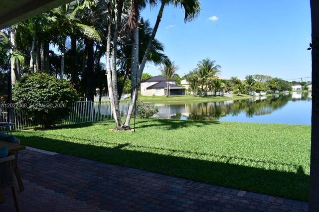 5273 SW 158th Ave, Miramar, FL 33027