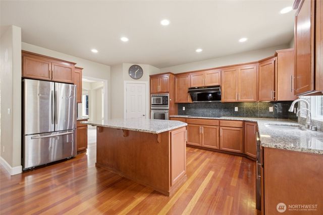 8111 113th Street Ct E, Puyallup, WA 98373