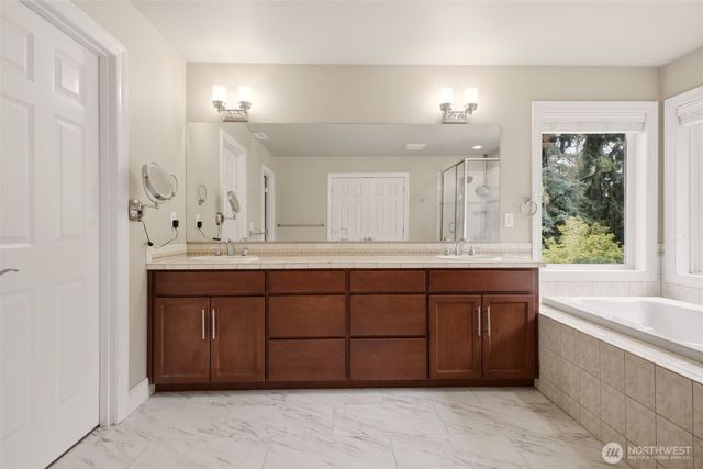 8111 113th Street Ct E, Puyallup, WA 98373