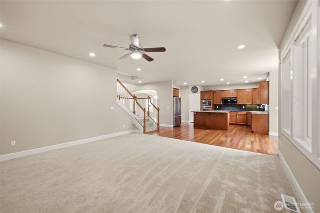 8111 113th Street Ct E, Puyallup, WA 98373