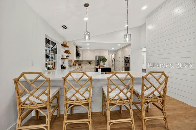 9 Fort Walker Dr, Hilton Head Island, SC 29928