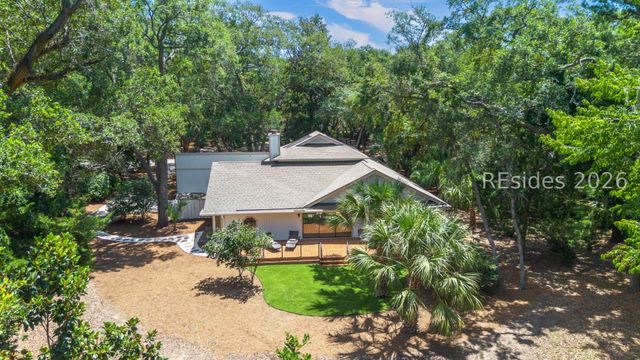 9 Fort Walker Dr, Hilton Head Island, SC 29928