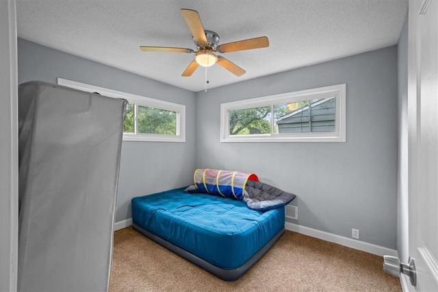 10711 Ewing Drive, Kansas City, MO 64134