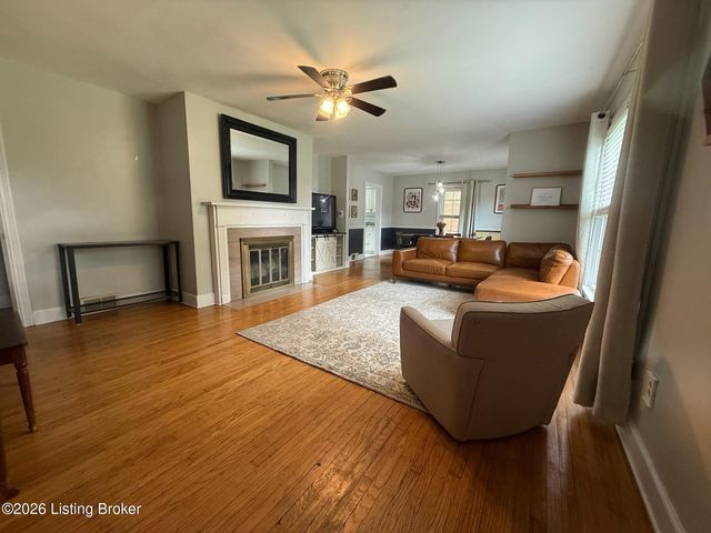 2507 Alanmede Rd, Louisville, KY 40205