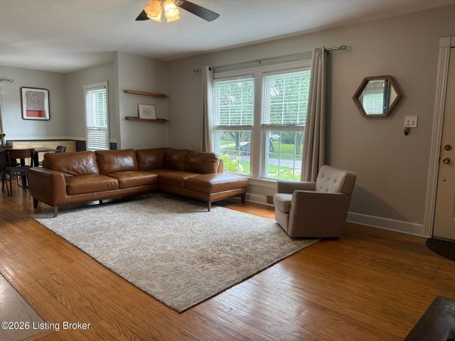 2507 Alanmede Rd, Louisville, KY 40205