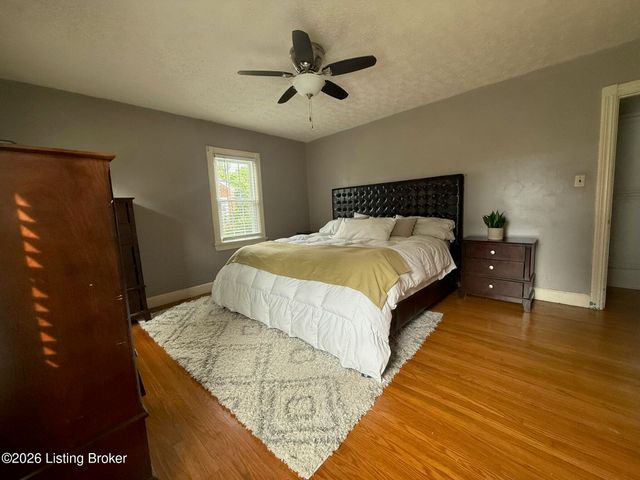 2507 Alanmede Rd, Louisville, KY 40205