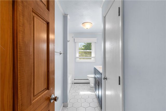 40 Fern Drive, Warren, RI 02885
