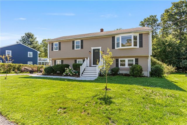 40 Fern Drive, Warren, RI 02885