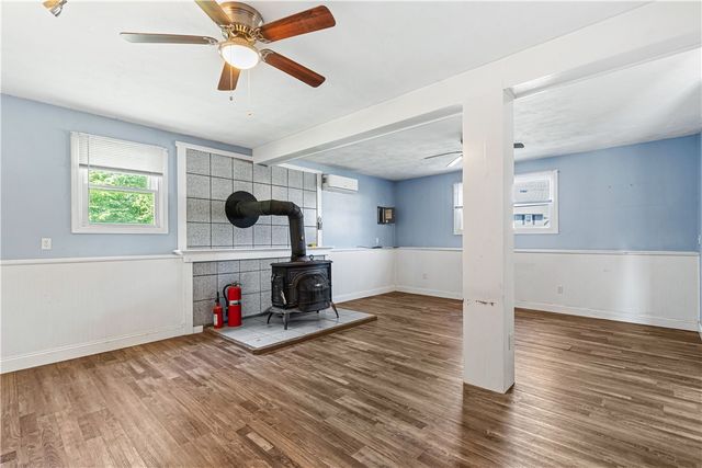 40 Fern Drive, Warren, RI 02885