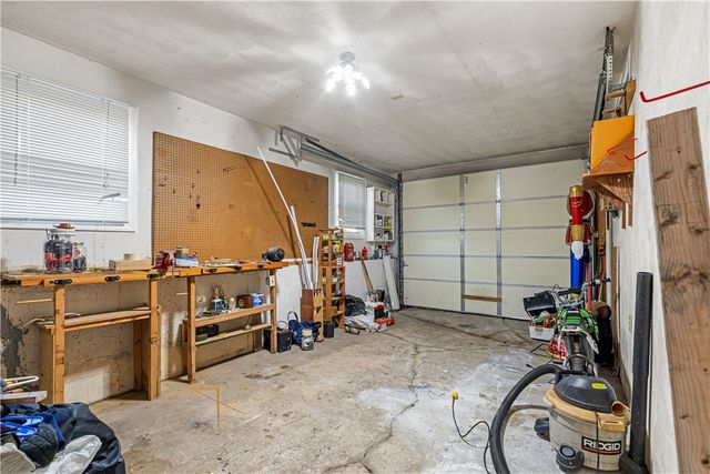 40 Fern Drive, Warren, RI 02885