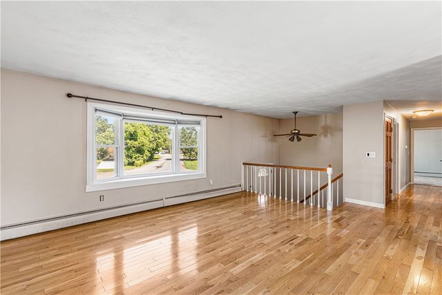 40 Fern Drive, Warren, RI 02885