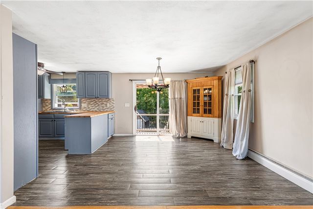 40 Fern Drive, Warren, RI 02885