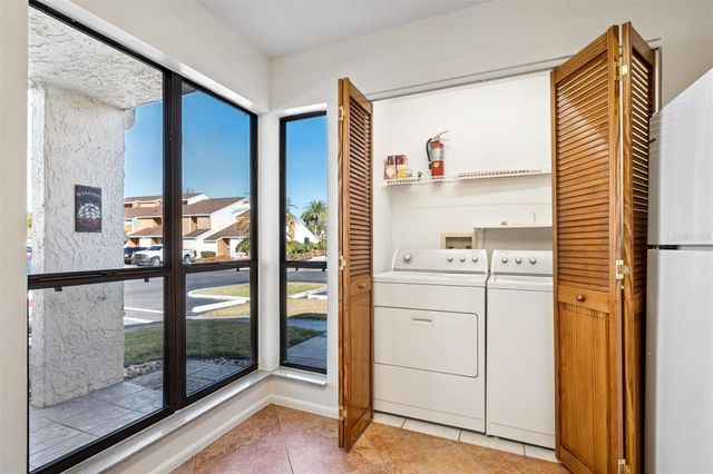 3002 CLUBVIEW DRIVE, Orlando, FL 32822