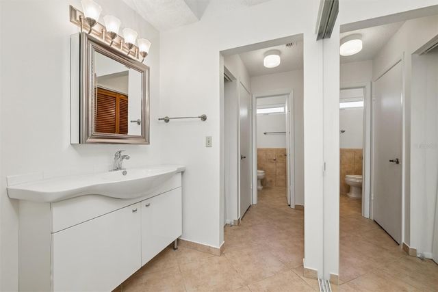 3002 CLUBVIEW DRIVE, Orlando, FL 32822