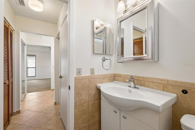 3002 CLUBVIEW DRIVE, Orlando, FL 32822