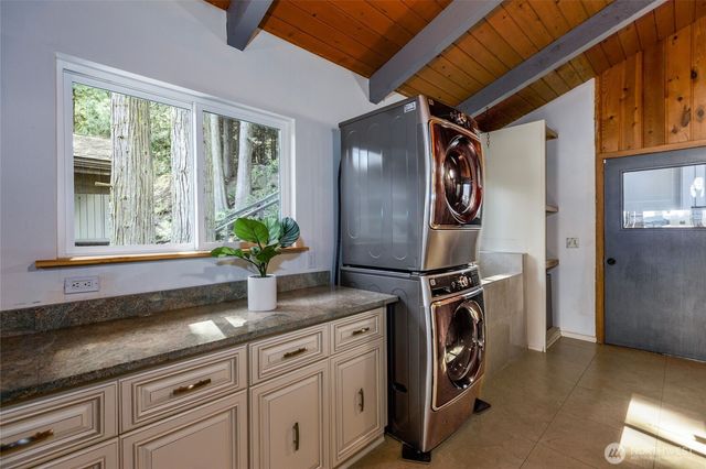 455 Mineral Point, Friday Harbor, WA 98250