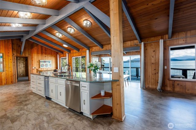 455 Mineral Point, Friday Harbor, WA 98250