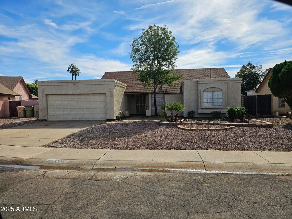 5523 W YUCCA Street, Glendale, AZ 85304