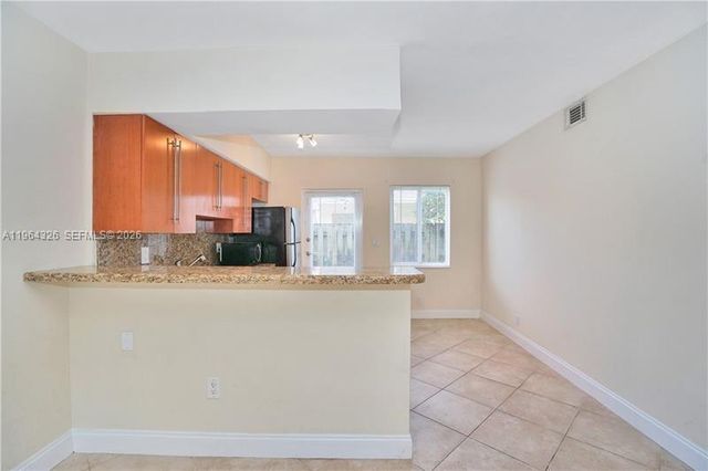 1424 Holly Heights Dr 5, Fort Lauderdale, FL 33304