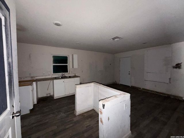 438 Corliss, San Antonio, TX 78220
