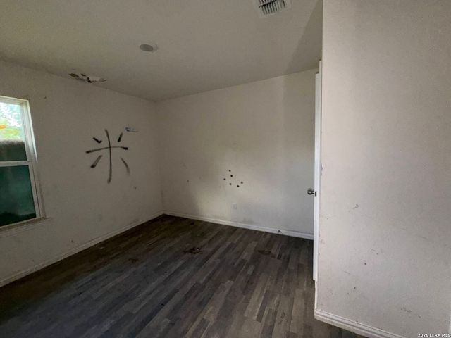 438 Corliss, San Antonio, TX 78220