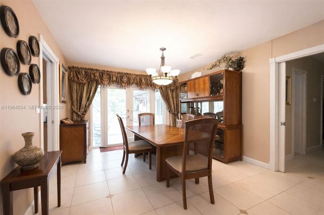 9761 SW 148th St, Miami, FL 33176