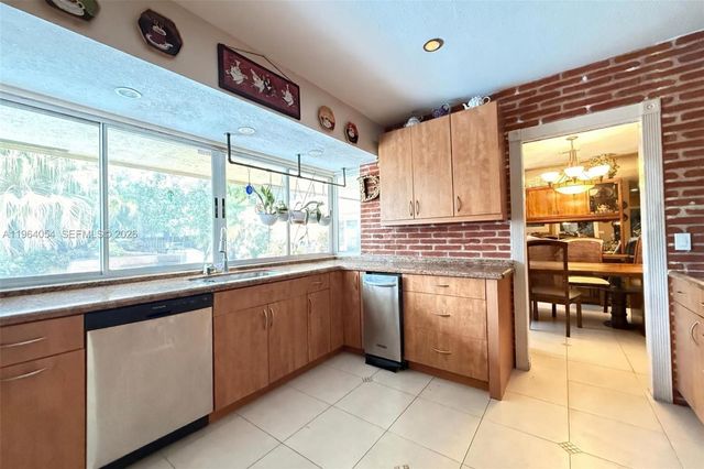 9761 SW 148th St, Miami, FL 33176