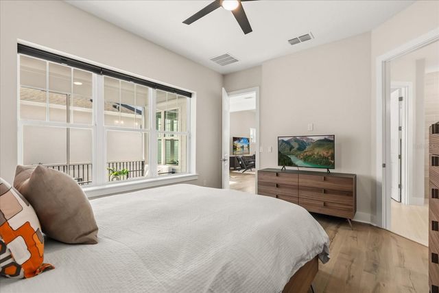 1185 WILDER OAKS WAY, Oakland, FL 34787