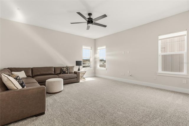 1185 WILDER OAKS WAY, Oakland, FL 34787