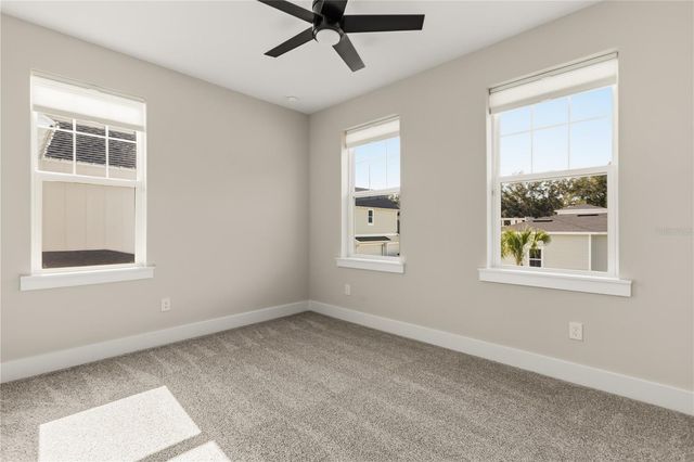 1185 WILDER OAKS WAY, Oakland, FL 34787