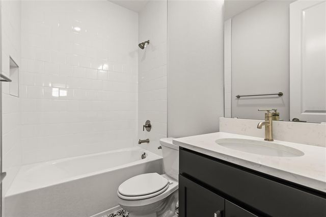 1185 WILDER OAKS WAY, Oakland, FL 34787