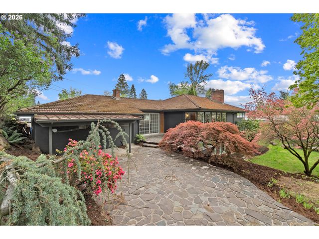 9233 Se HARNEY Ct, Portland, OR 97266