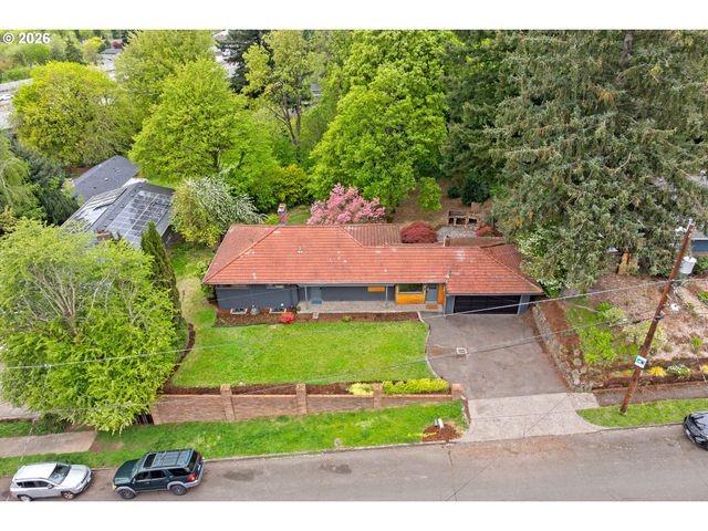 9233 Se HARNEY Ct, Portland, OR 97266