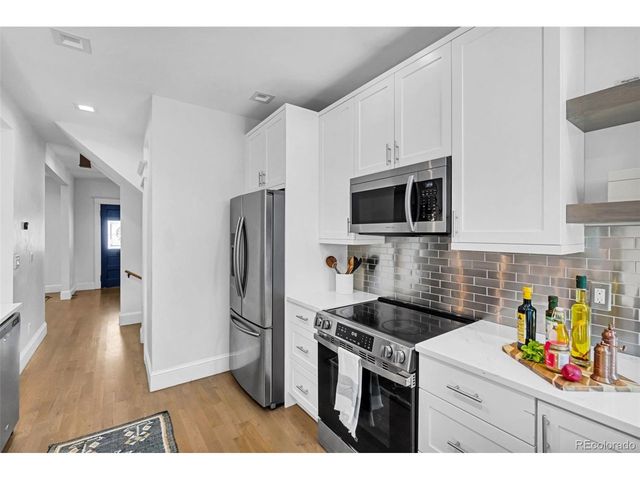 960 N Downing St, Denver, CO 80218