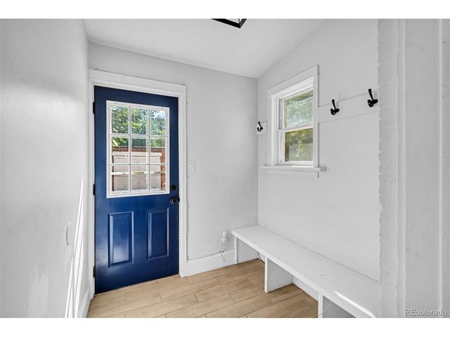 960 N Downing St, Denver, CO 80218