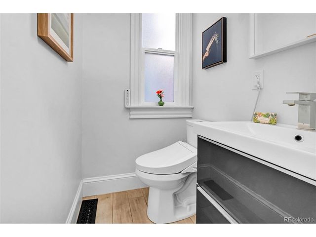 960 N Downing St, Denver, CO 80218