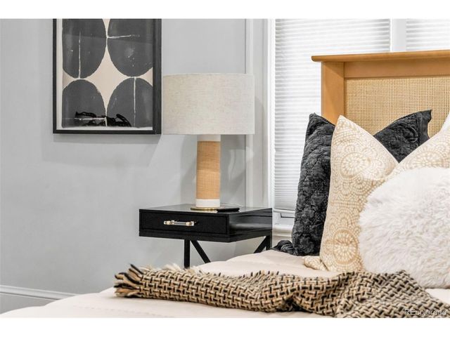 960 N Downing St, Denver, CO 80218