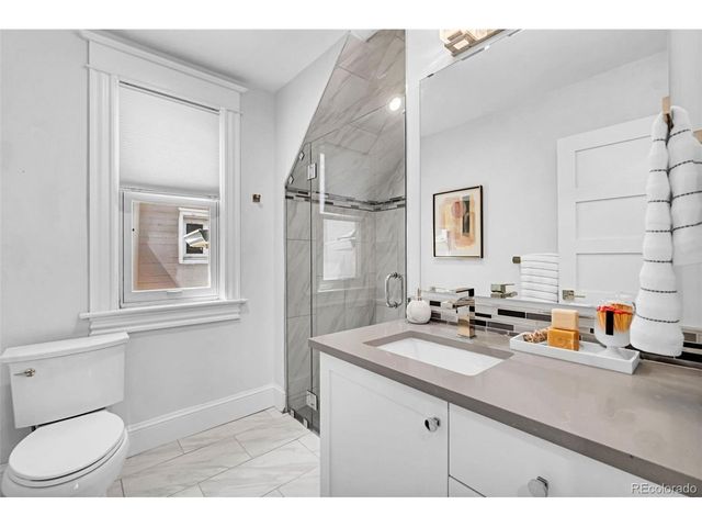 960 N Downing St, Denver, CO 80218