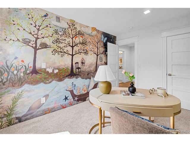 960 N Downing St, Denver, CO 80218