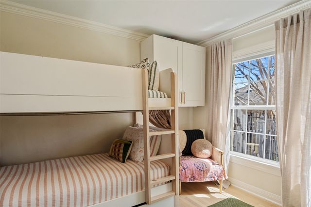 822 Valencia Street, Dallas, TX 75223