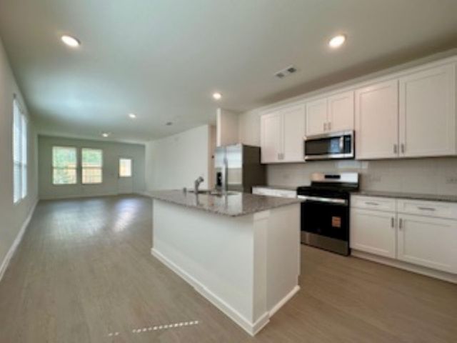 500 Kinglet Drive, Conroe, TX 77378