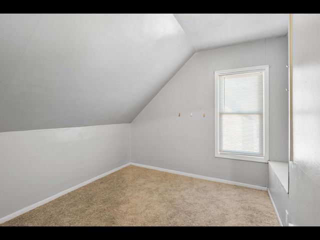 2631 Thomas Avenue N, Minneapolis, MN 55411