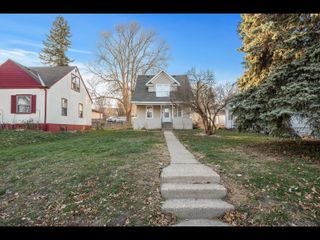 2631 Thomas Avenue N, Minneapolis, MN 55411