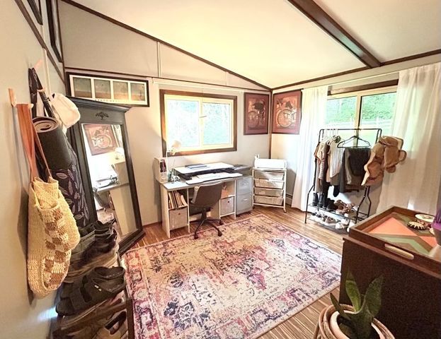 164 N 2551st Road, Peru, IL 61354