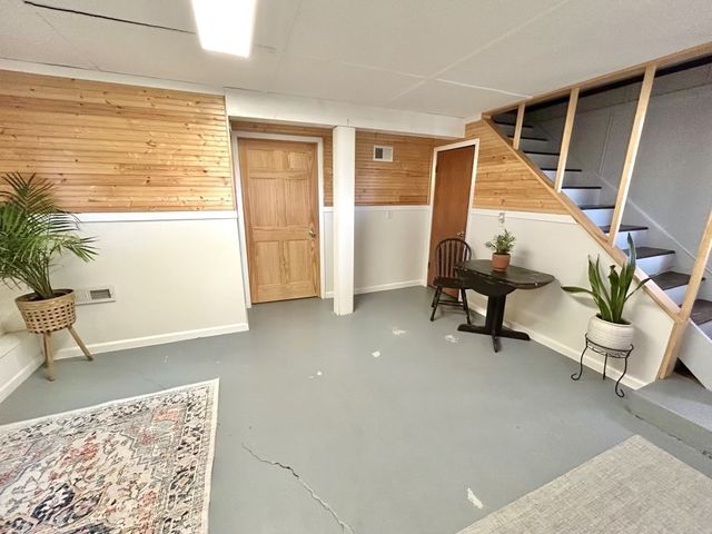 164 N 2551st Road, Peru, IL 61354