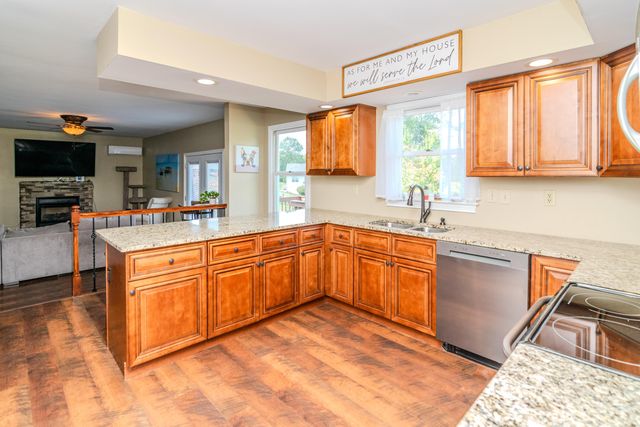 103 Lakeshore Court, Georgetown, KY 40324