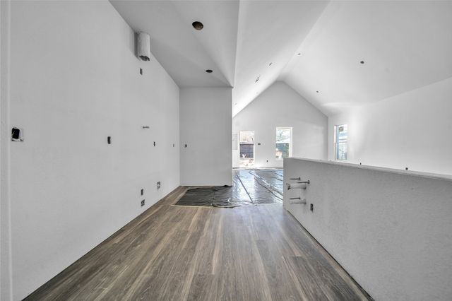 2215 Crystal Drive, Balch Springs, TX 75180