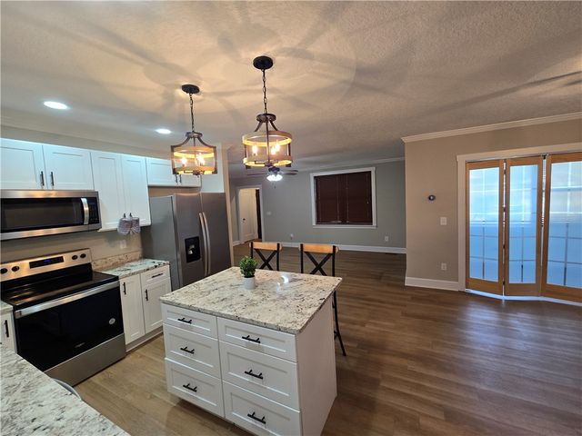 808 Euclid Ave, Waycross, GA 31501